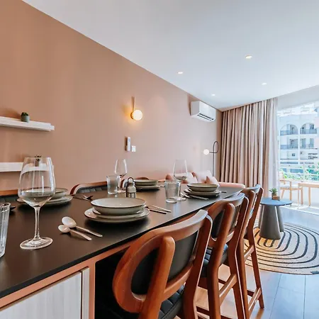 Earth Tones Beachside Apartment